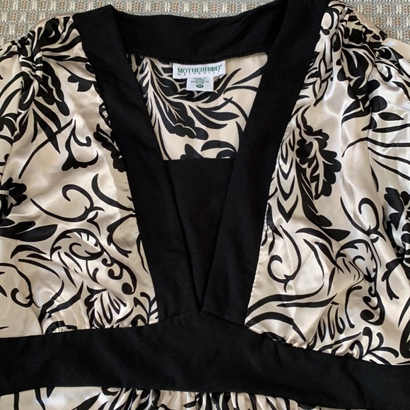 Motherhood Maternity Silky Blouse - Medium - Picture 2 of 10